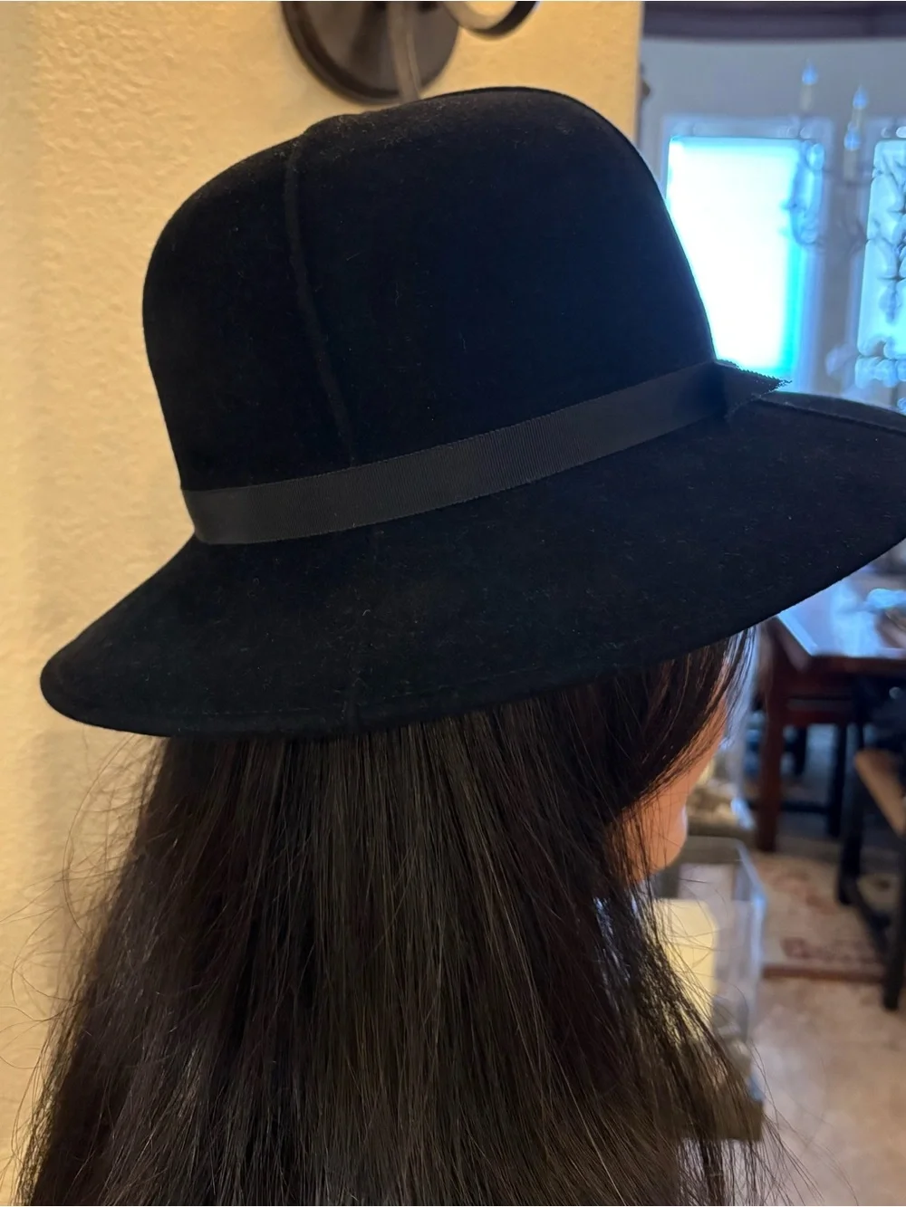Vintage Louise Green Women Black Minimalist Hat Size One Size